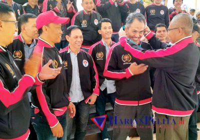 SIWO DKI Terima Medali Emas Sepak Bola Porwanas 2022