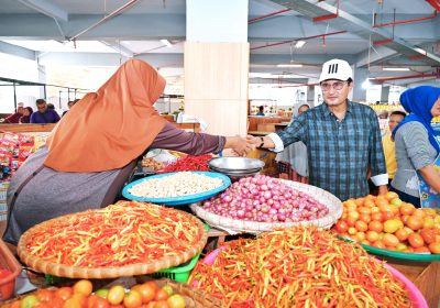 Belanja di Pasar Ikan dan Pasar Sentral Gorontalo, Fadel Muhammad: Peluang Besar Mengekspor Ikan Dari Gorontalo