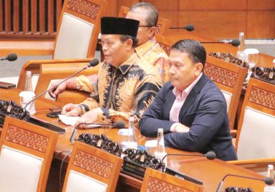 Interupsi Paripurna DPR, HNW Ingatkan KPU dan Pemerintah Soal Hak Pilih 247 Ribuan Jamaah Haji