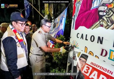 Masuki Minggu Tenang Wali Kota Jakpus Tertibkan Alat Peraga Kampanye