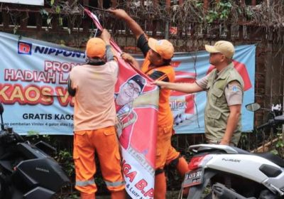 Kelurahan Pondok Labu Turunkan 1.000 Alat Peraga Kampanye Selama Dua Hari