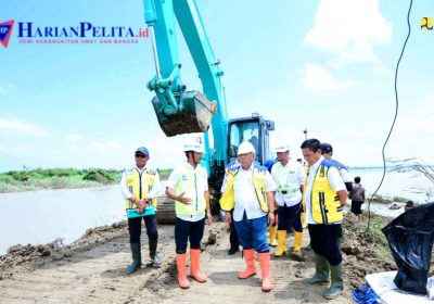Menteri Basuki Targetkan Perbaikan Darurat Tanggul Sungai Wulan di Demak Selesai Tiga Hari