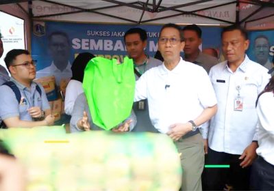 Pj Gubernur dan Wali Kota Jaksel Tinjau “Sembako Murah” di Setiabudi