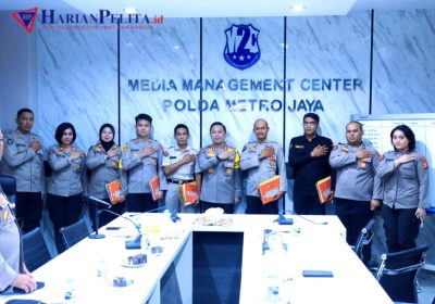 Bentuk Apresiasi Kabid Humas PMJ Beri Penghargaan Bagi Anggotanya