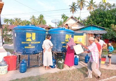 Kementerian PUPR Kerahkan Bantuan Air Bersih di Lokasi Terdampak Banjir Sumatera Barat
