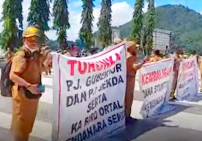 Ratusan ASN Pemprov Papua Demo Tuntut Pj Gubernur Mundur