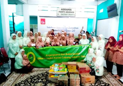 Dharmayukti Karini Jakarta Timur Serahkan Sembako ke Panti Asuhan
