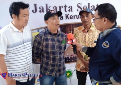 Ketua Pokja PWI Jaksel Berbagi Bingkisan Lebaran untuk Anggota