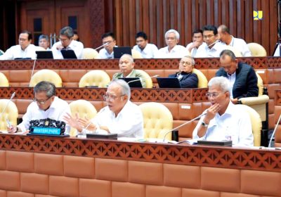 Rapat Kerja dengan Komisi V DPR RI, Realisasi Fisik Kementerian PUPR TA 2023 Capai 97.1%