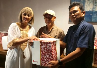 Permata Sanny Peduli dan YPJI Salurkan Bingkisan Lebaran untuk 100 Jurnalis