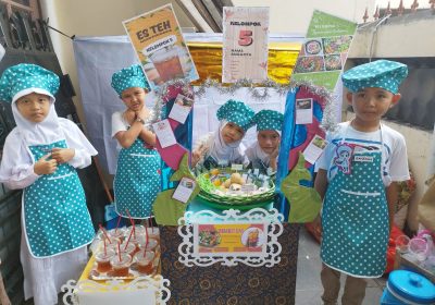 Bazar Jajanan Tradisional PAUD Taman Embun Berlangsung Meriah