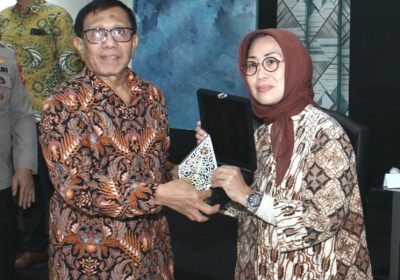 Seminar PWI Pusat, Pers Kawal Pilkada Serentak 2024 Menyeluruh