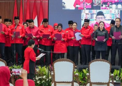 Megawati Lantik Ganjar dan Ahok Jabat Ketua DPP PDI Perjuangan