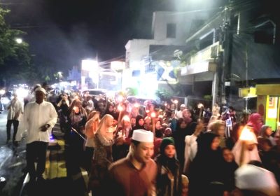 Sambut Tahun Baru Islam 1446H Ribuan Warga Jaktim Pawai Obor