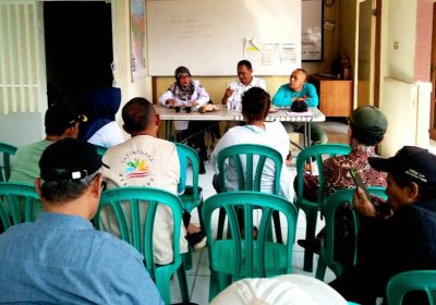 Warga Jatinegara Minta Truk Sampah Ditambah