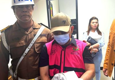 Mantan Bupati Kotawaringin Barat Ditahan Kejaksaan Kasus Penjualan Tiket Pesawat