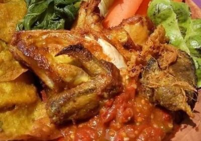 Ayam Penyet