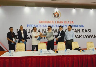 Hendry Ch Bangun dari Cashback ke Kick Back