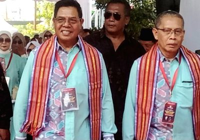 Kehadiran Iron–Edwin di KPU Gemparkan Kota Selong