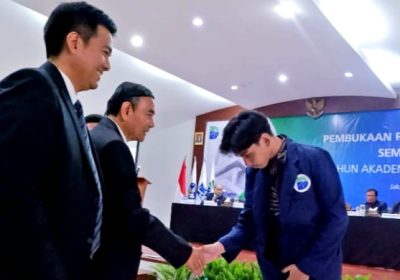 Rektor Undira Kukuhkan 1.049 Mahasiswa Baru Pembukaan Perkuliahan Semester Ganjil TA 2024/2025