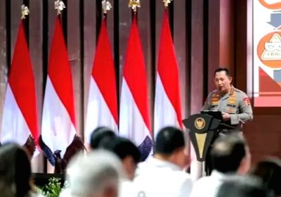 Kapolri Sampaikan Materi Strategi Pemberantasan Korupsi di Retret Kabinet Merah Putih