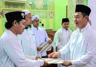 Silaturahmi Pj Gubernur Shalat Jumat di Masjid Al Barokah Kebon Kacang