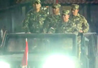 Parade Senja Presiden Prabowo Meski Hujan Tetap Cek Pasukan