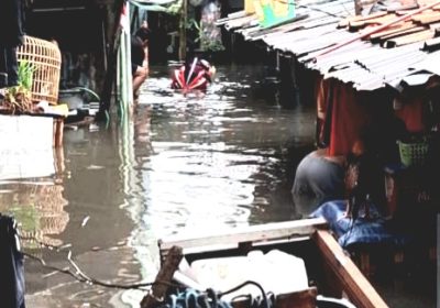 Puluhan Rumah Warga di Kelurahan Cipulir Kebanjiran Warga Desak Walikota Membuat Tanggul
