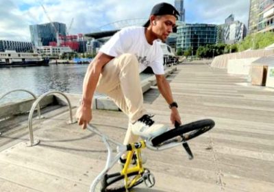 Keren, Juara Dunia Freestyler BMXMeriahkan Kick Off HPN 2025 Riau