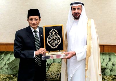 Menteri Agama RI dan Menteri Haji Saudi Bertemu di Masjidil Haram Bahas Persiapan Haji 2025