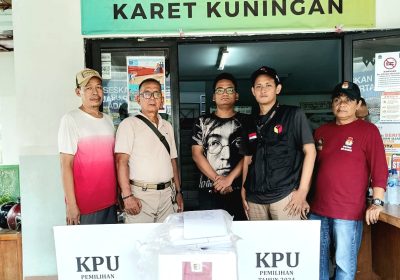Kecamatan Mampang Prapatan dan Kelurahan Karet Kuningan Terima Logistik Pemilukada