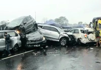Kapolres Purwakarta: 16 Kendaraan Kecelakaan Beruntun di Tol Cipularang KM 92