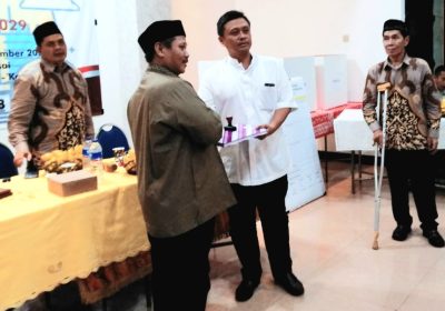 Sa’roni Gantikan Posisi Abdul Halim Ketua RW08 Kelurahan Jatinegara