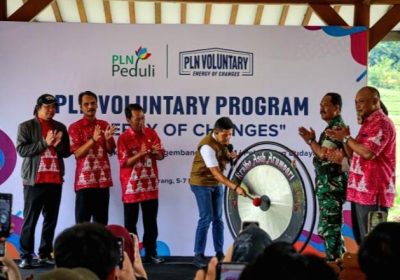 10 Relawan Bakti PLN, Siap Mengabdi Salurkan Energi Perubahan di Desa Polosiri