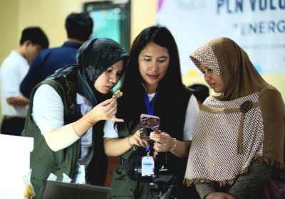 Relawan Bakti PLN Dorong Perluasan Pemasaran Produk UMKM Desa Polosiri Melalui Program Sipete