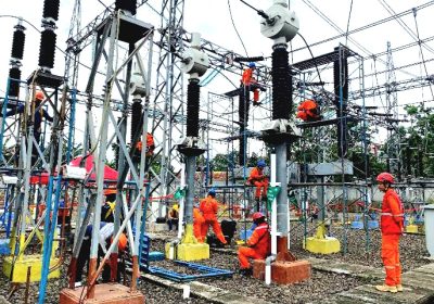 Jelang Natal dan Tahun Baru, PLN UPT Bogor Persiapkan Kondisi Instalasi Andal Melalui Pemeliharaan Rutin