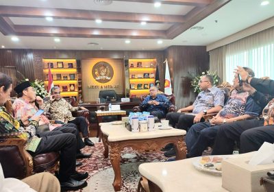 Pengurus YFAAHMI Silaturahmi dengan Ketua MPR RI