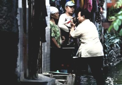 Ketika Presiden Prabowo Kunjungi Korban Banjir di Kampung Tambun Inpres