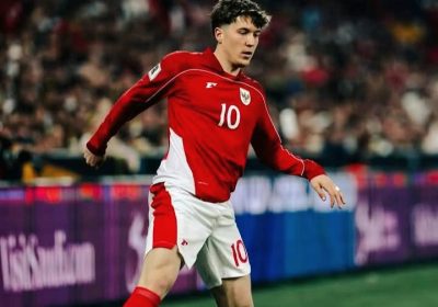 Ole Romeny Cetak Gol “Ini Untukmu Oma”