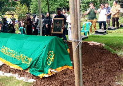 Kajari Jaktim Imran SH MH Tutup Usia
