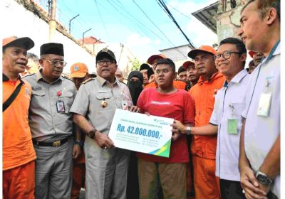 Ditemukan Meninggal Petugas PPSU Terima Beasiswa Pendidikan Anaknya dari Gubernur DKI Rp350 Juta
