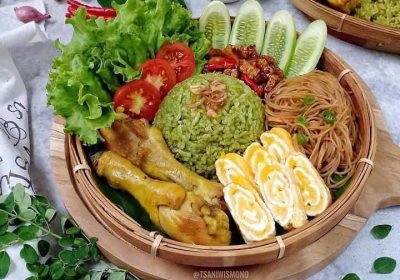 Nasi Uduk Hijau Daun Kelor