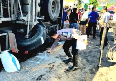 Kecelakaan Tunggal Bus ALS 11 Orang Meninggal di Raya Padang Panjang Sumbar
