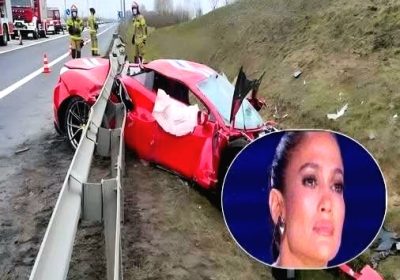 Mobil Jennifer Lopez Ditabrak Seorang Pemabuk, Mobilnya Ringsek