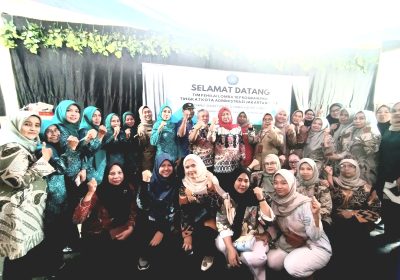 Tim Penilaian Lomba10 Program PKK Sambangi RW06 Palmerah