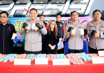 Polres Metro Bekasi Kota Bongkar Jaringan Narkoba 14 Ribu Butir Ekstasi Disita
