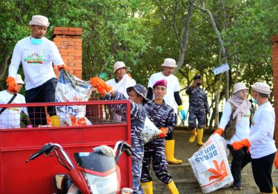 Relawan PLN Gandeng Stakeholder, Wujudkan Program Zero Waste untuk Hentikan Polusi Plastik dalam Peringatan Hari Lingkungan Hidup Sedunia