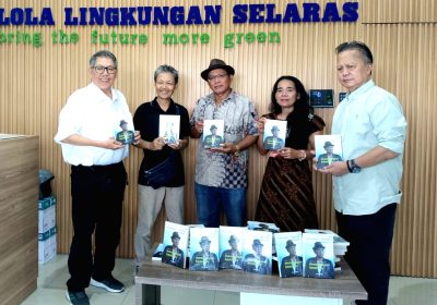 Matt Bento Persembahkan Biografi Oland Sibarani: Jejak Si Penggembala Kerbau-Menggapai Kemilau