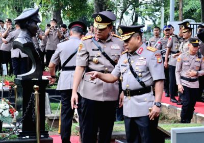 Jelang Hari Bhayangkara Ke-79 Kapolda Metro Jaya Jadi Irup dan Ziarah Ke TMP Tanah Kusir