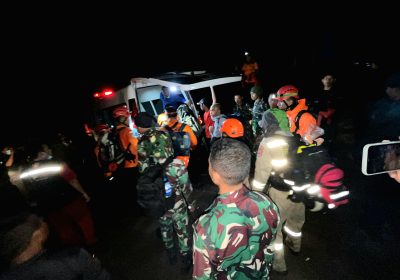 Evakuasi Wisatawan Brazil di Gunung Rinjani Selesai Sinergi TNI dan Tim Gabungan
